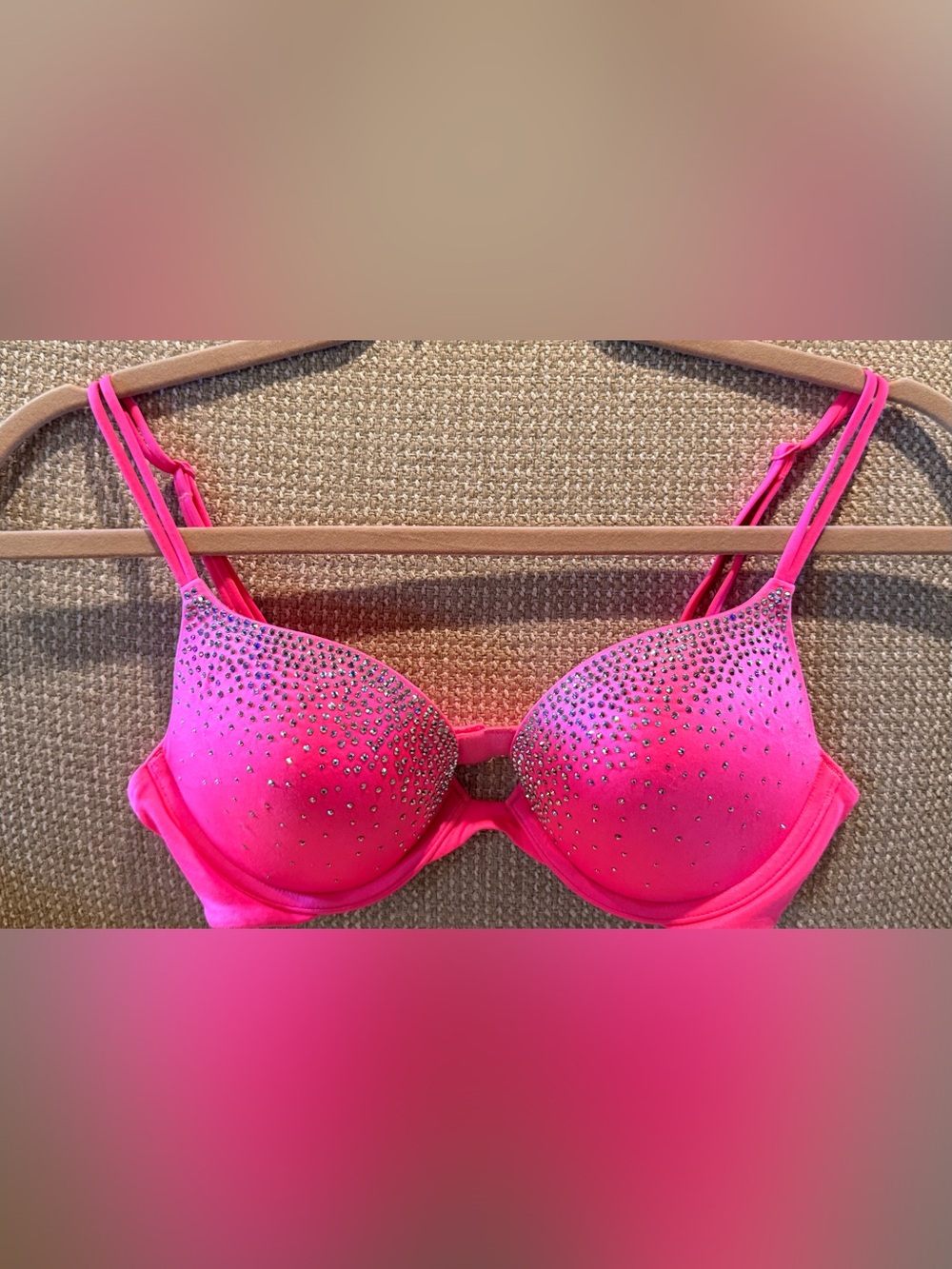 Victoria's Secret Hot Pink Rhinestone Push-Up Bra Sz 34B
